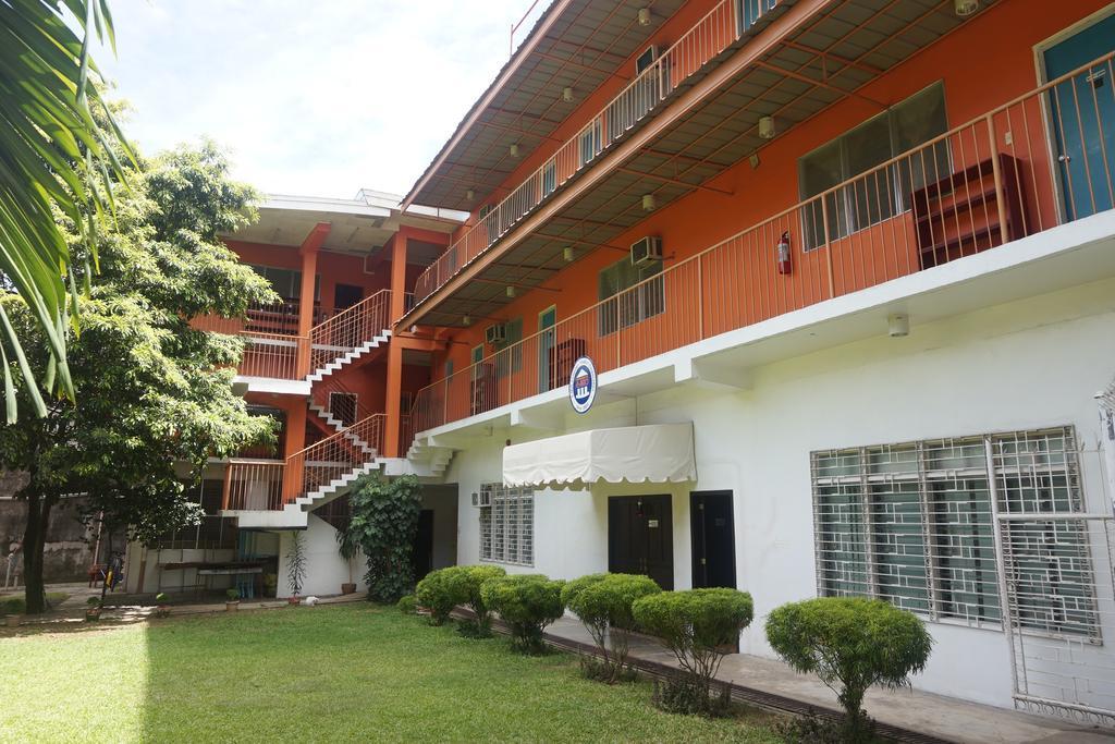 Auberge de jeunesse E-Mo Dormitory à Cebu Extérieur photo