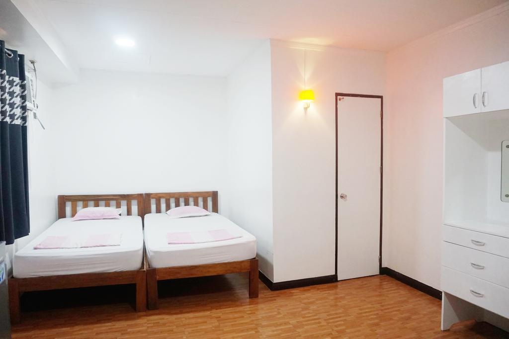 Auberge de jeunesse E-Mo Dormitory à Cebu Extérieur photo